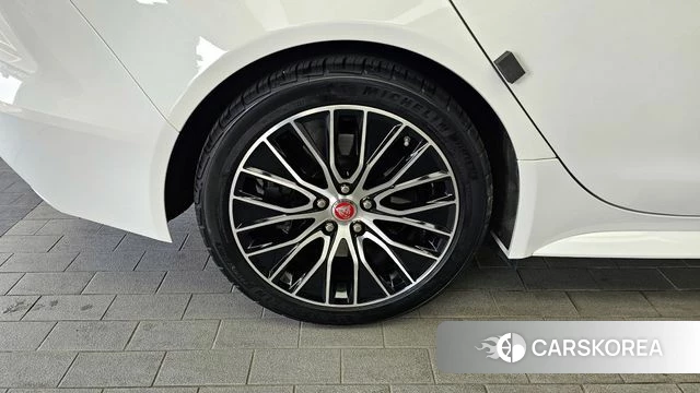 Jaguar XE id 4310122 из Кореи 27