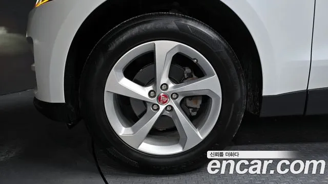 Jaguar F-PACE id 2479517 из Кореи 15