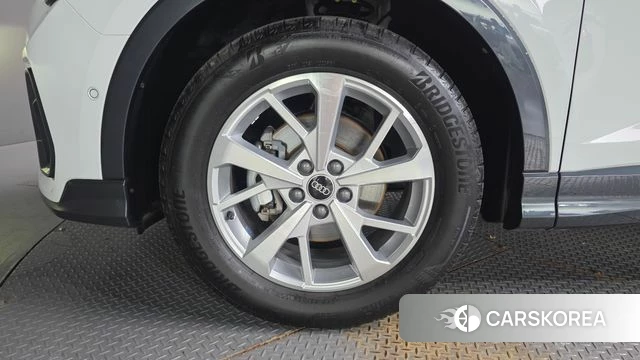 Audi Q3 (F3) id 4488779 из Кореи 26