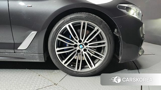 BMW 5 Series (G30) id 3845120 из Кореи 15