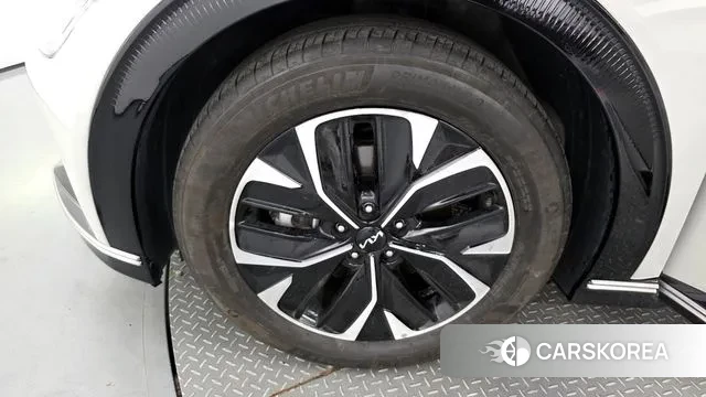 Kia EV6 id 3031696 из Кореи 15