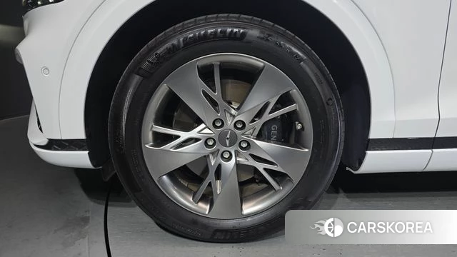 Genesis GV70 id 3876962 из Кореи 15