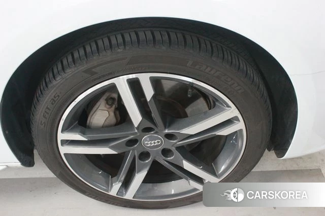 Audi A4 (B9) id 3878906 из Кореи 15