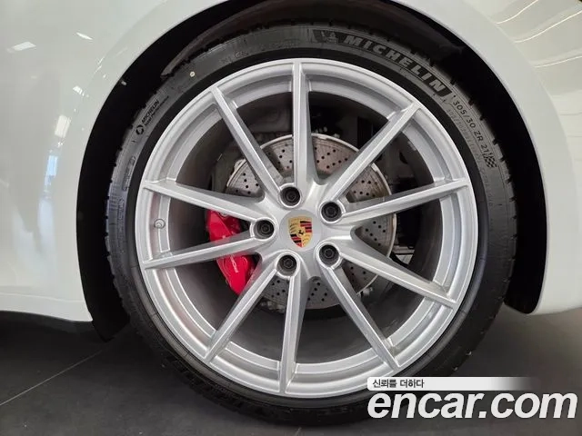 Porsche 911(992) id 2862328 из Кореи 7