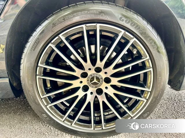 Mercedes-Benz Class C id 4392421 из Китая 17
