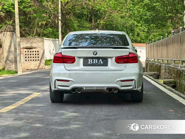 BMW 3 series 2018 Белый из Китая, фото 5