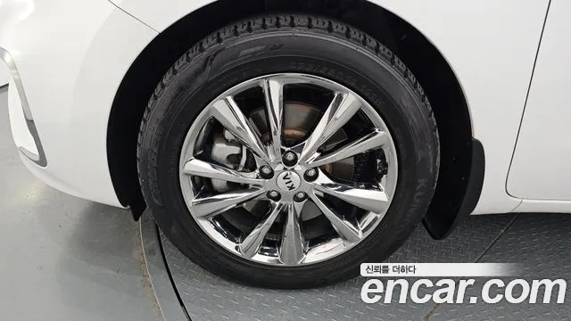 Kia The New Carnival id 2672033 из Кореи 15