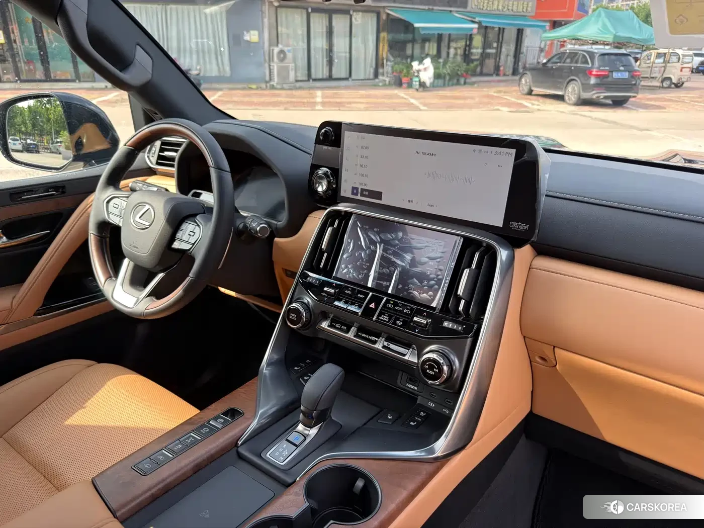 Lexus LX id 4681251 из Китая 14