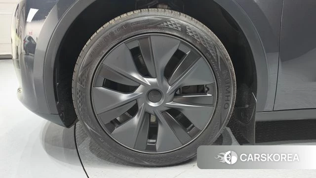 Tesla Model Y id 3939938 из Кореи 15