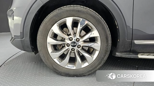Kia The New Sorento id 4269285 из Кореи 32