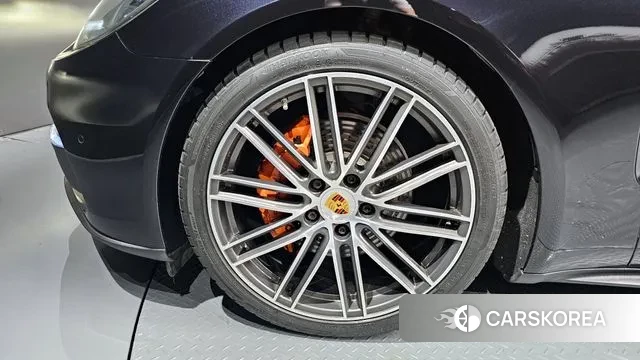 Porsche Panamera (971) id 3117899 из Кореи 15
