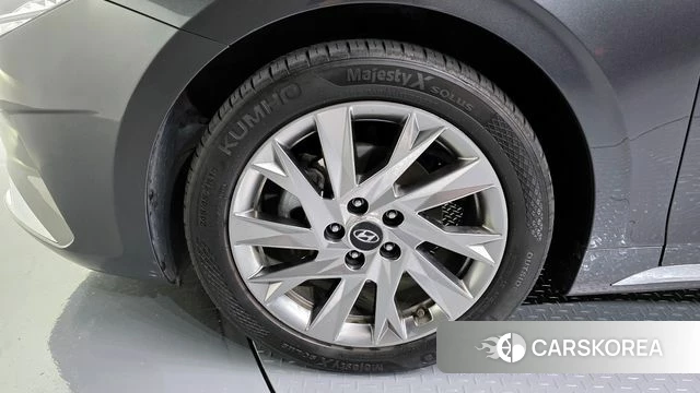 Hyundai The New Grandeur IG Hybrid id 4410679 из Кореи 28