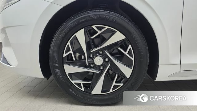 Hyundai The New Grandeur IG Hybrid id 4687802 из Кореи 28