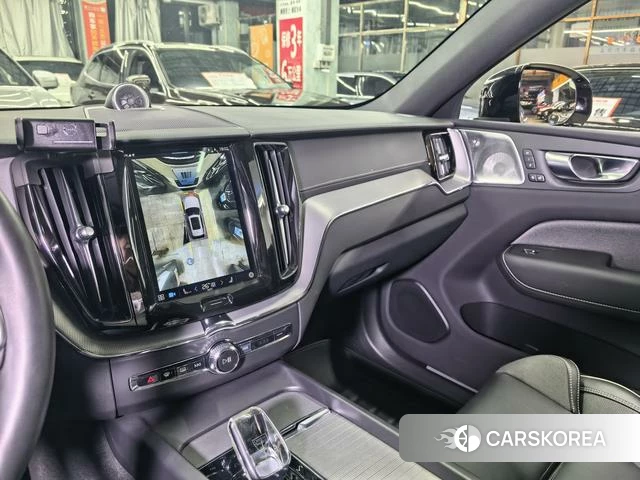 Volvo XC60 PHEV id 4208847 из Китая 11
