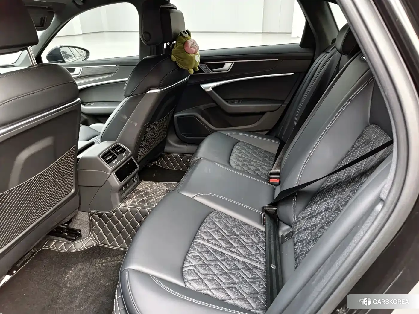 Audi A6L 2025 Черный из Китая, фото 6