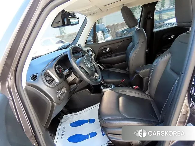 Jeep Renegade id 3329885 из Кореи 15