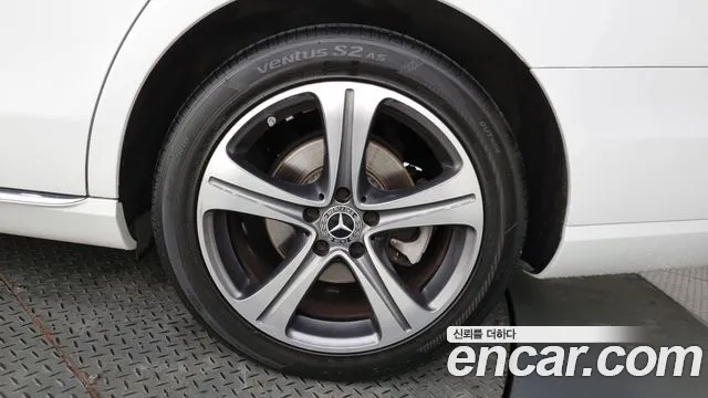 Mercedes-Benz E-Class W213 id 2706983 из Кореи 15