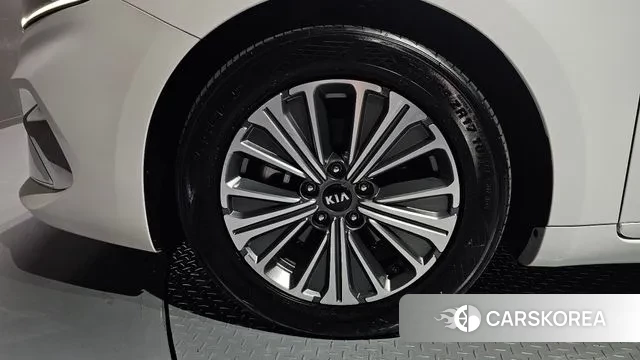 Kia K7 Premier Hybrid id 3385830 из Кореи 15