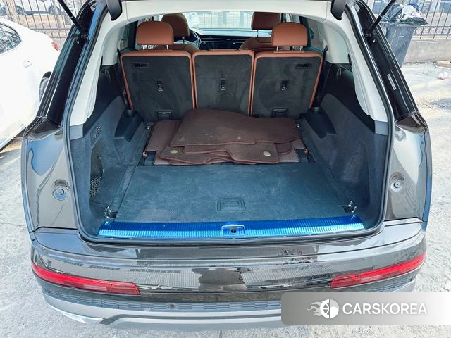 Audi Q7 id 4263345 из Китая 17