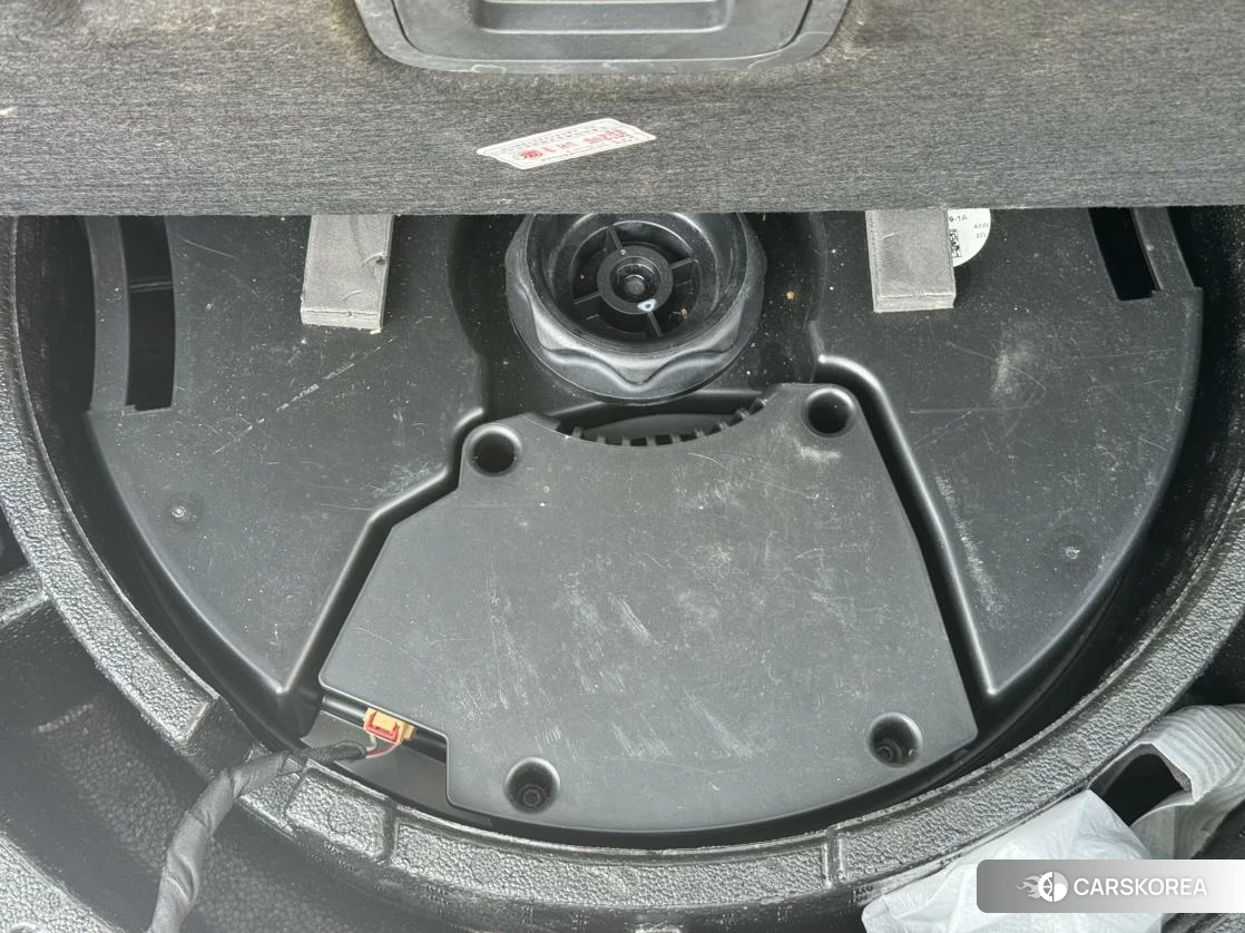 Audi Q5L id 4407451 из Китая 10