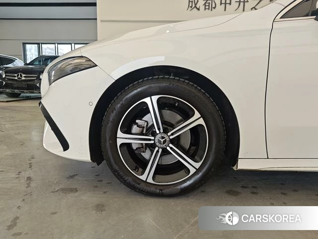 Mercedes-Benz Class A id 4213827 из Китая 12