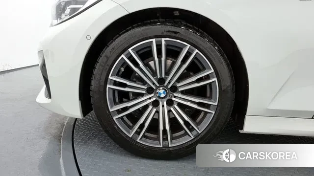 BMW 3 Series (G20) id 2989951 из Кореи 15