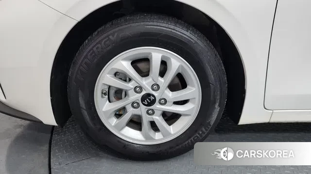 Kia Come New K3 id 3515149 из Кореи 15