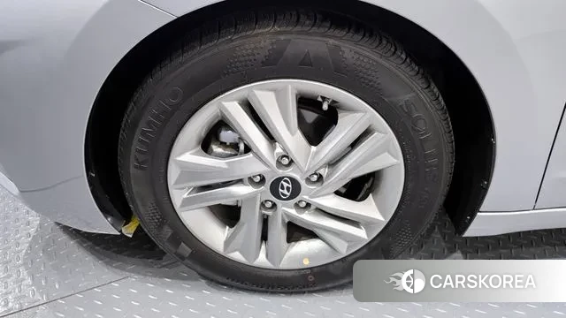 Hyundai The New Avante AD id 3789328 из Кореи 15