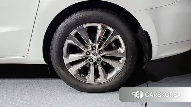 Kia All New Carnival id 3558169 из Кореи 15