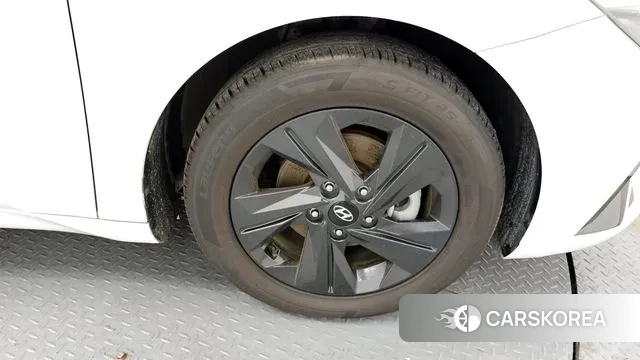 Hyundai Avante Hybrid (CN7) id 3468018 из Кореи 15