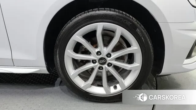 Audi A4 (B9) id 3036841 из Кореи 15