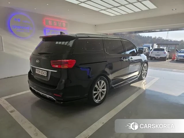 Kia The New Carnival id 3429452 из Кореи 11