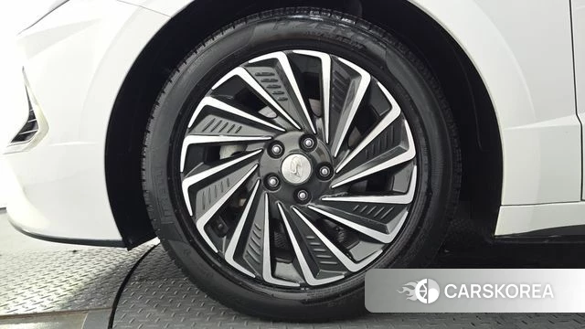 Hyundai Sonata Hybrid (DN8) id 4595319 из Кореи 33