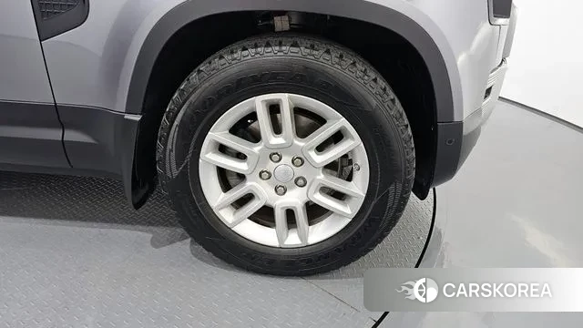 Land Rover Defender (L663) id 3312681 из Кореи 15