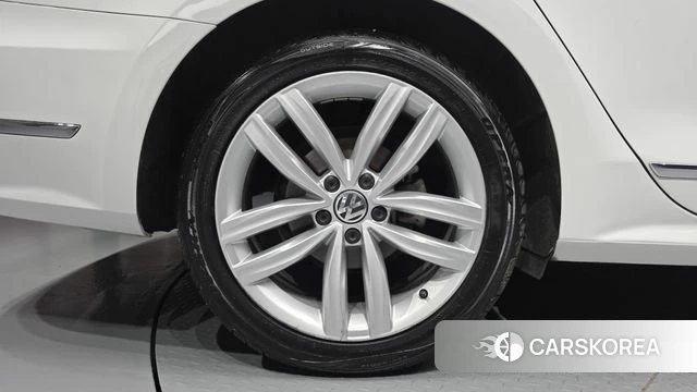 Volkswagen The New Passat id 4465530 из Кореи 25