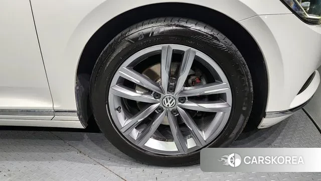 Volkswagen Passat GT (B8) id 2971514 из Кореи 15