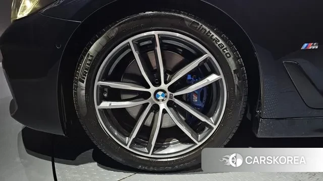 BMW 5 Series (G30) id 3058997 из Кореи 15