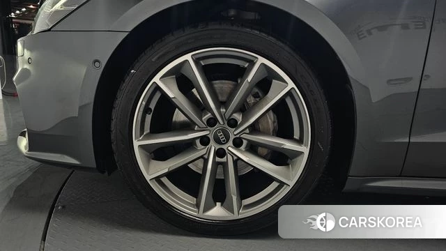 Audi A7 (4K) id 4187676 из Кореи 32