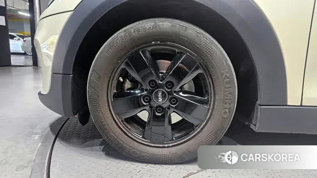 Mini Cooper D id 3718628 из Кореи 15