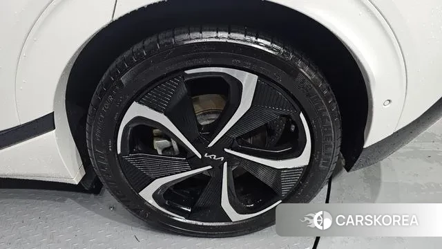 Kia EV6 id 3002945 из Кореи 15