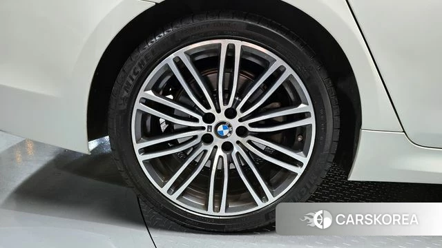 BMW 5 Series (G30) id 4362541 из Кореи 15