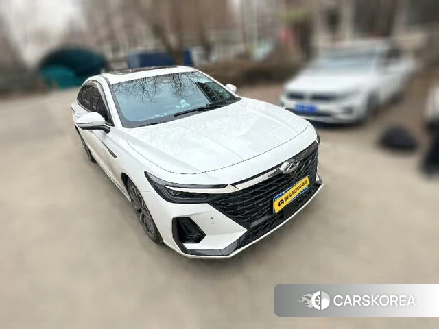 Chery Arrizo 8 2024 Белый из Китая, фото 5