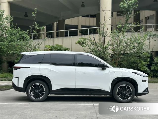 Toyota Platinum Wisdom 3X id 4290611 из Китая 10