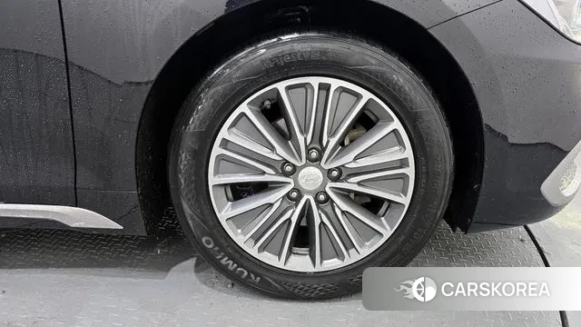 Hyundai Grandeur IG Hybrid id 3510186 из Кореи 15