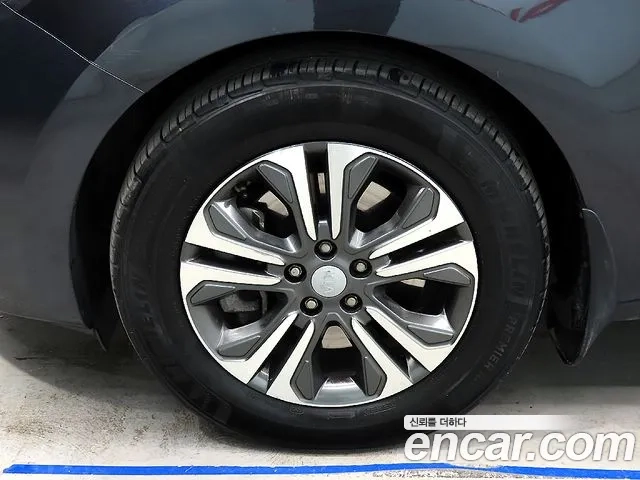 Kia The New Carnival id 2881557 из Кореи 15