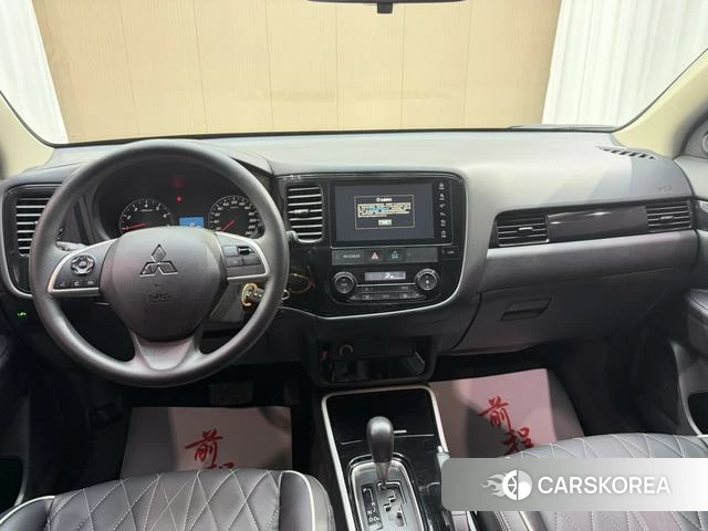 Mitsubishi  Outlander id 4208040 из Китая 12