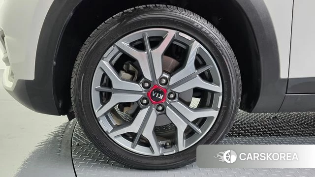 Kia Seltos id 4894894 из Кореи 28