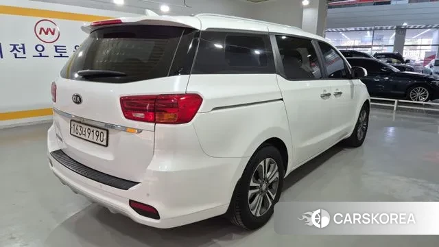 Kia The New Carnival id 3778651 из Кореи 15