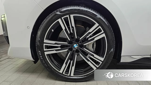 BMW i7 (G70) id 4655510 из Кореи 30