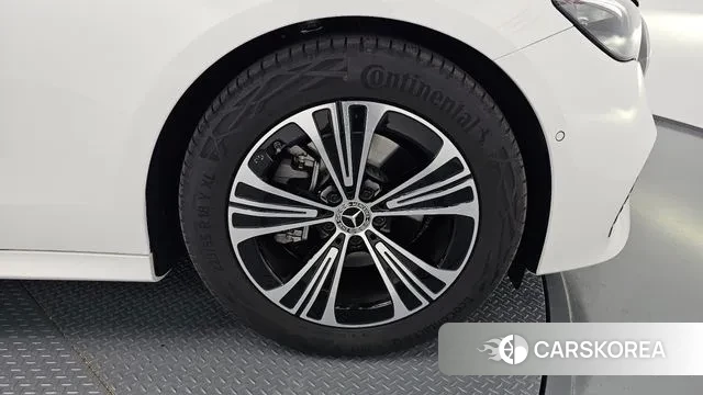 Mercedes-Benz E-Class W214 id 3477162 из Кореи 15